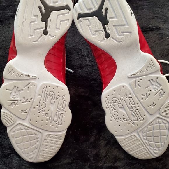 Sneakers - Picture 4 of 5